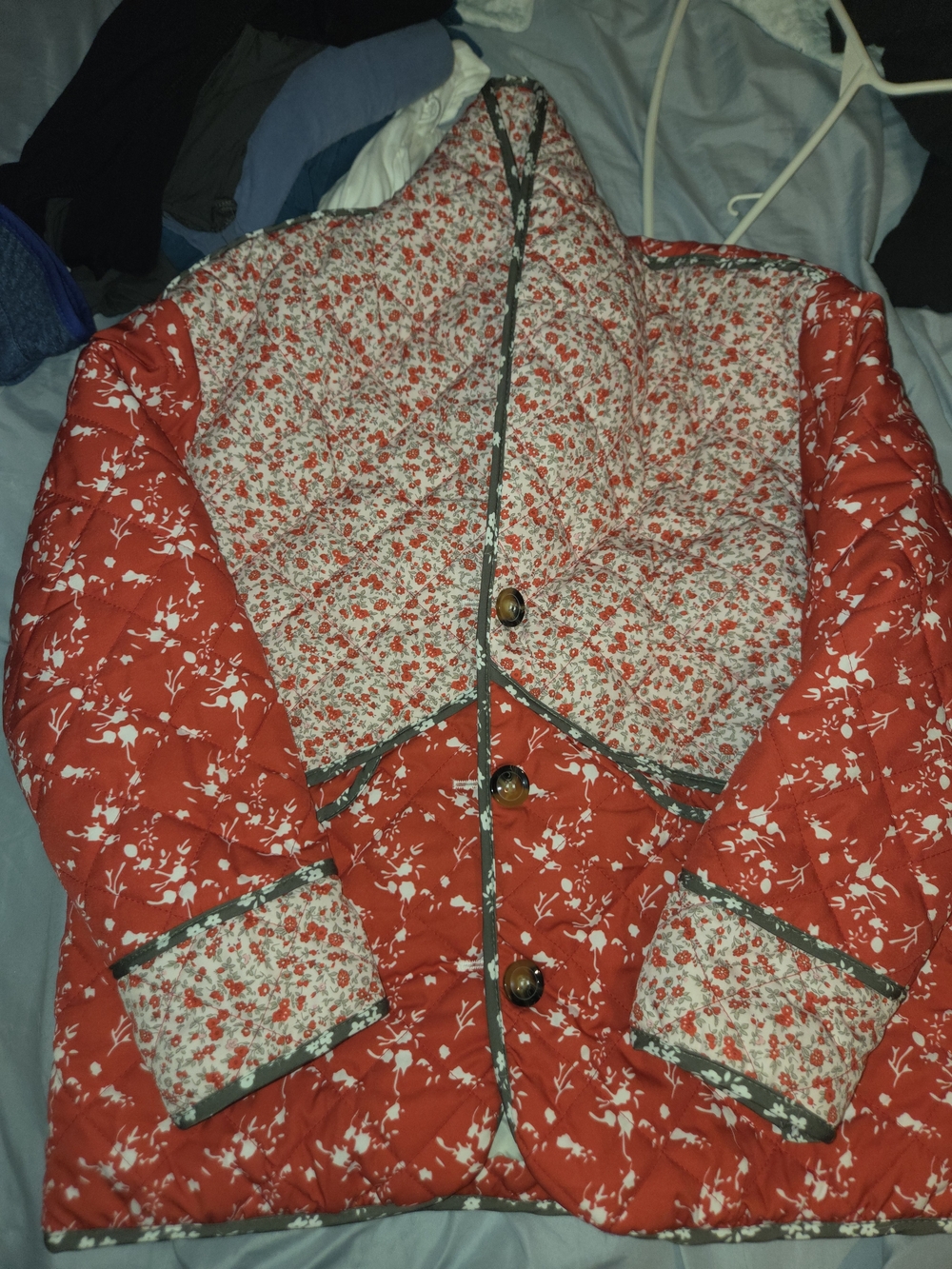 Source Unknown Red Quilted Floral Puffer Jacket with Contrast Trim